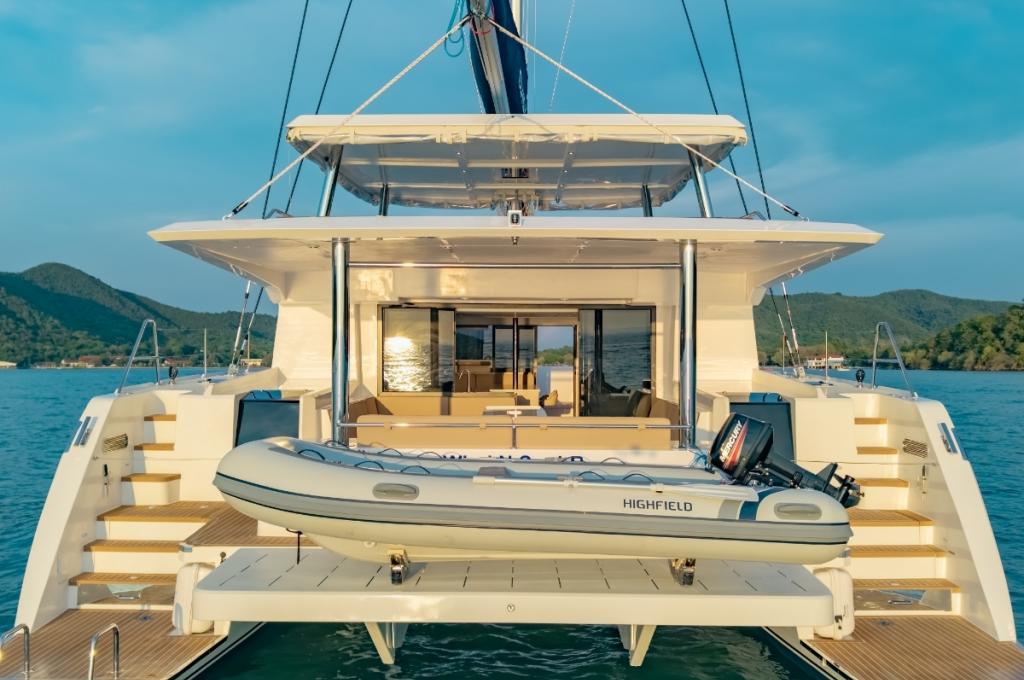 Catalog photo (may differ)