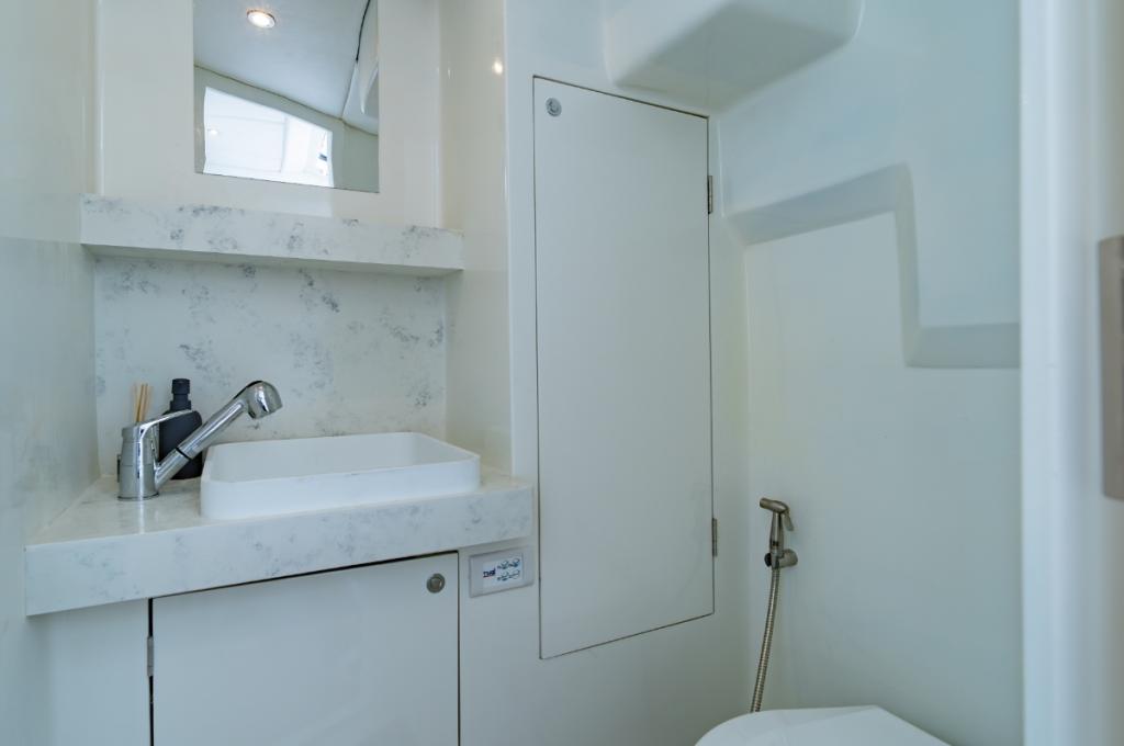 Catalog photo (may differ)