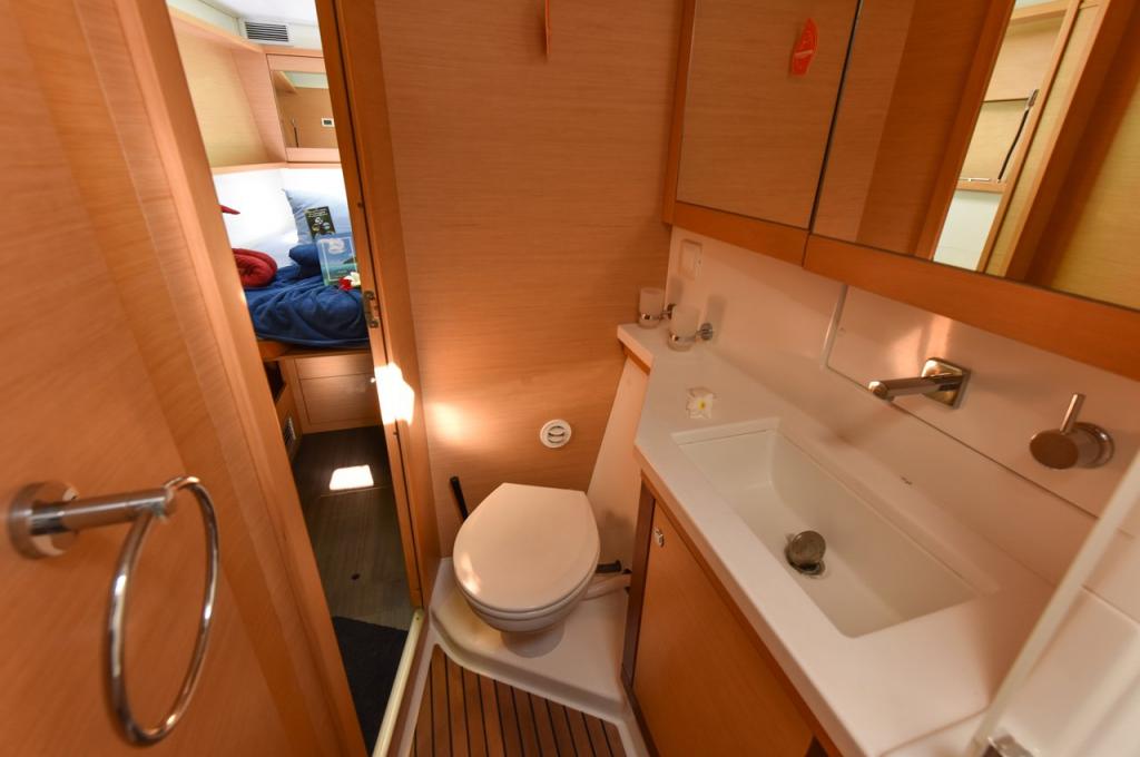 Catalog photo (may differ)