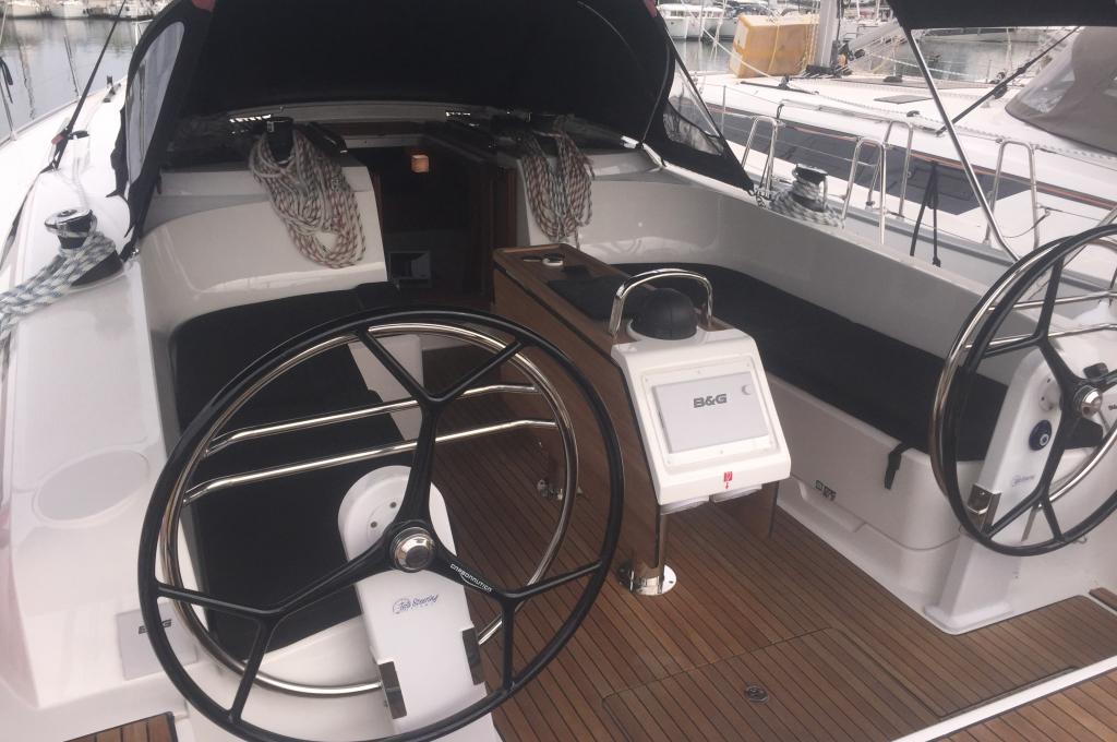 Catalog photo (may differ) | taken on May 15, 2020