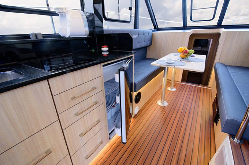 Catalog photo (may differ)