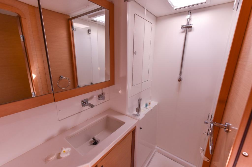 Catalog photo (may differ)