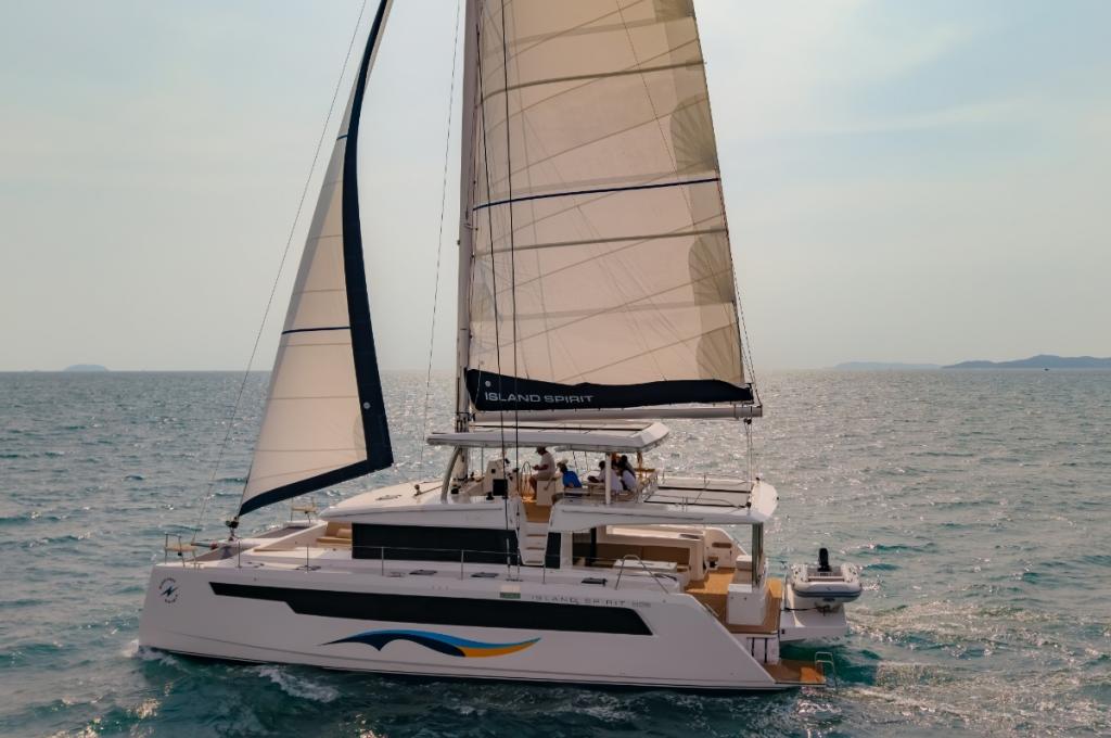 Catalog photo (may differ)