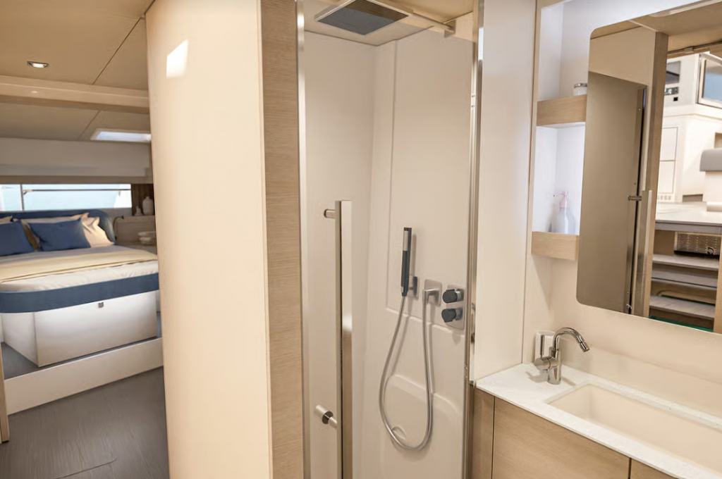 Catalog photo (may differ)