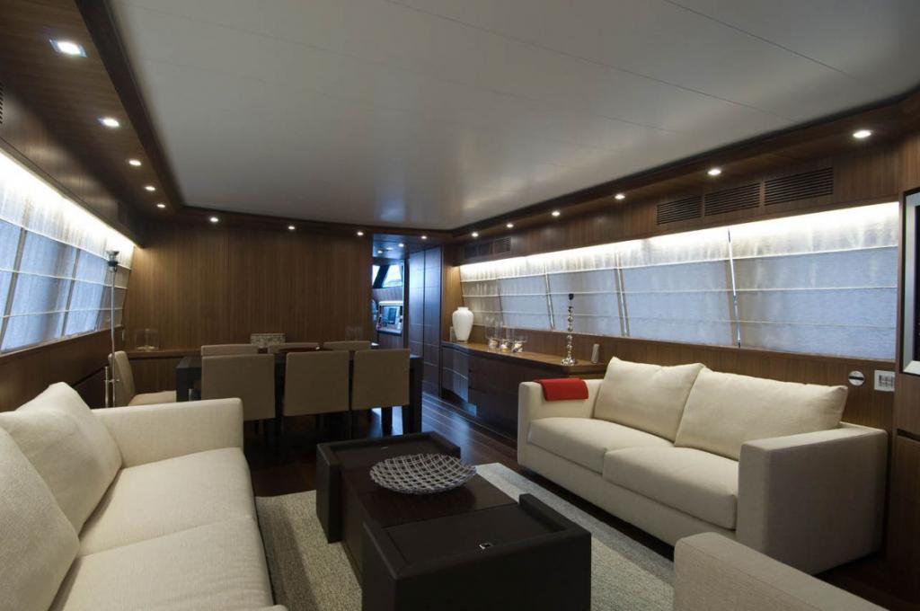 Catalog photo (may differ)