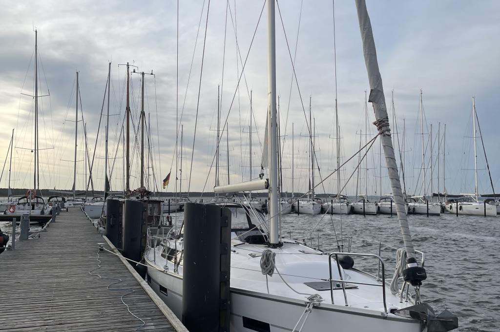 Original photo from a customer | Charter company has several identical yachts. Deviations are possible.